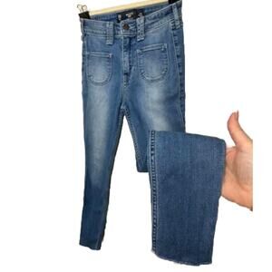Hollister Medium Wash Crop Patch Pocket Hi-Rise Denim Skinny Jean Raw Hem 23 00